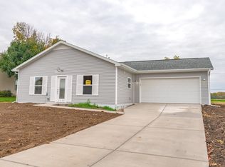 3425 Crabapple, Janesville, WI 53546