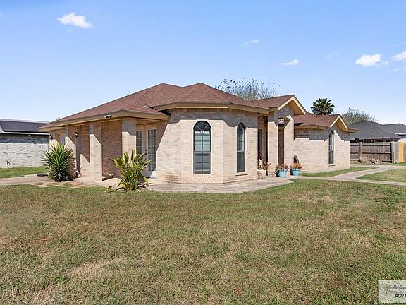 4th image of 328 Valle Alto Dr