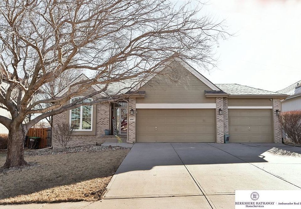 1st image of 4007 N 162nd Ave