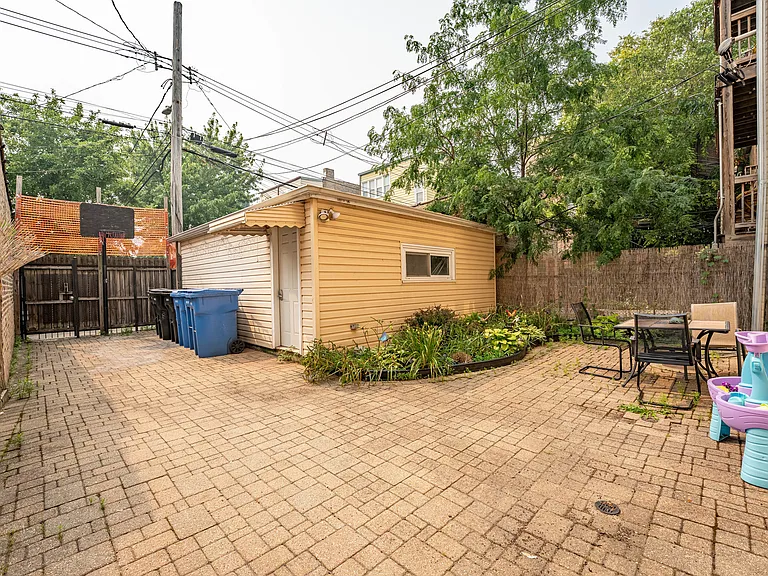 1012 N Oakley Blvd #G — Photo 13