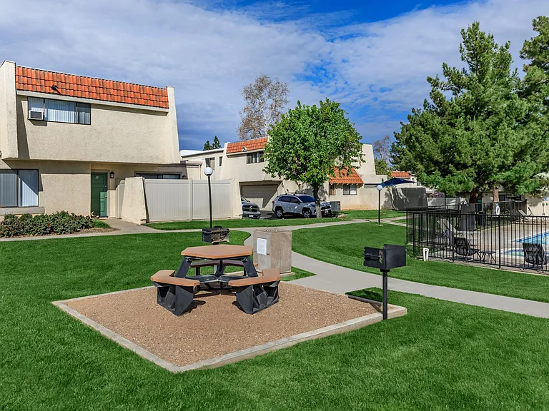 Brookside Park Apartments — Photo 18