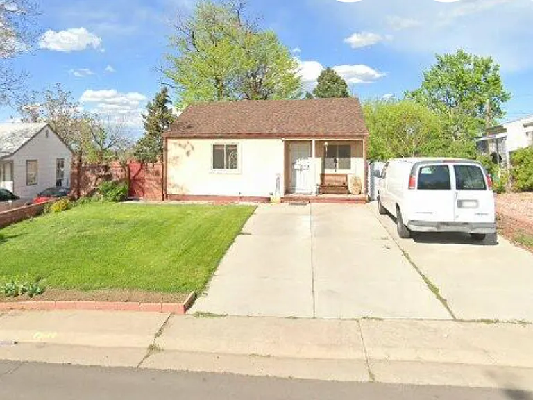 1670 S Wyandot St — Photo 12