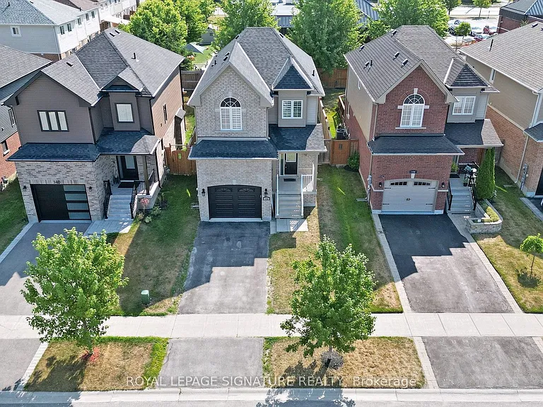 138 Sun King Cres — Photo 46