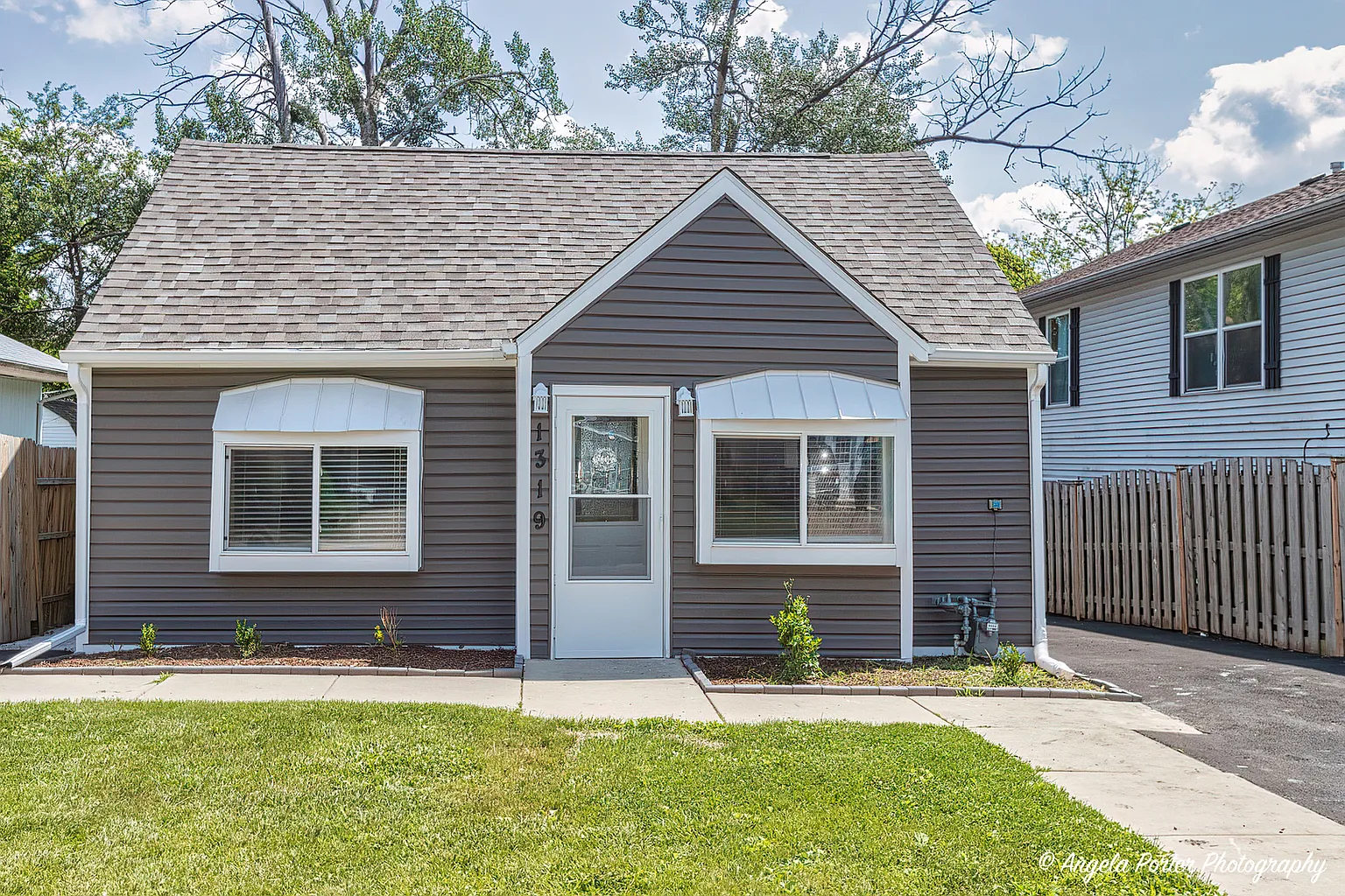 1319 Elm Ave photo 1