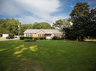 1123 Bowie St, Starr, SC 29684