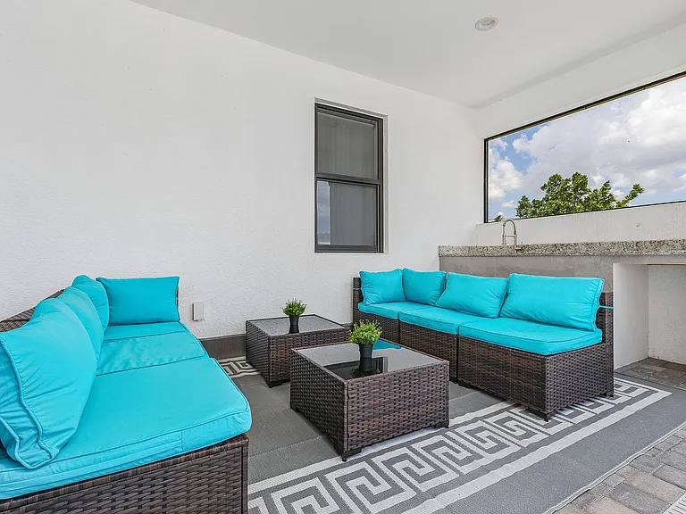 Outdoor Kitchen Area