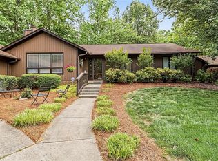2519 Cottage Pl, Greensboro, NC 27455