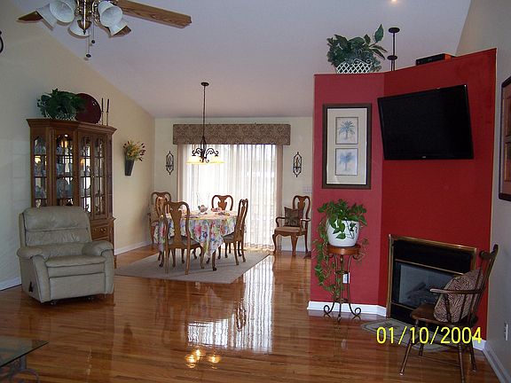 2nd image of 2650 Suffolk Dr