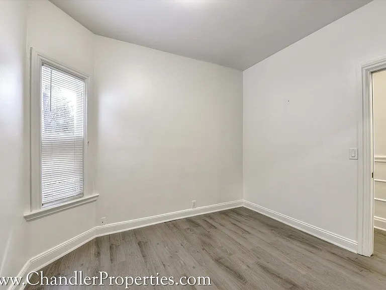2429 Vallejo St — Photo 7