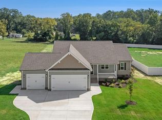 154 Charles Point Ln, Selma, NC 27576