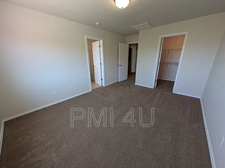 10835 Crissy Field Way NE — Photo 13