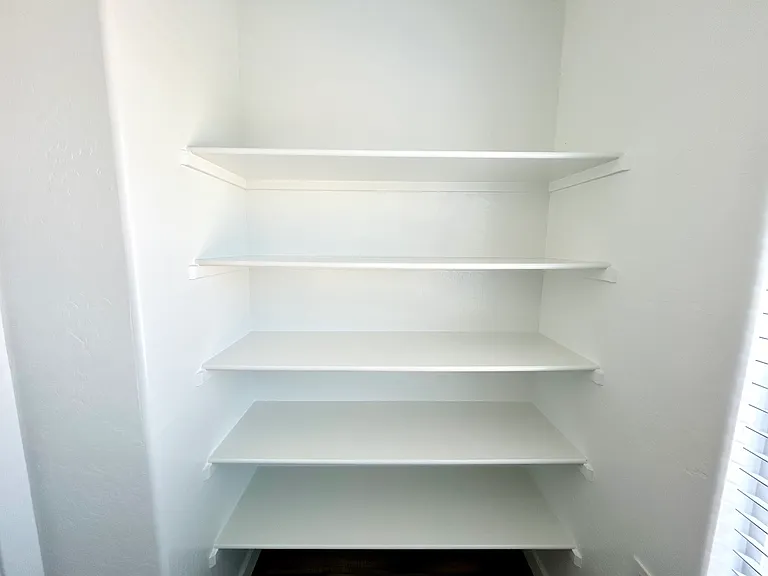 4456 Bellaire Ave — Photo 10