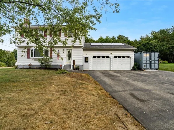 8 Cottonwood Drive, Hudson, NH 03051