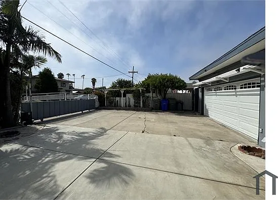 3 bed, 3045 sqft, $4,000 — Photo 4