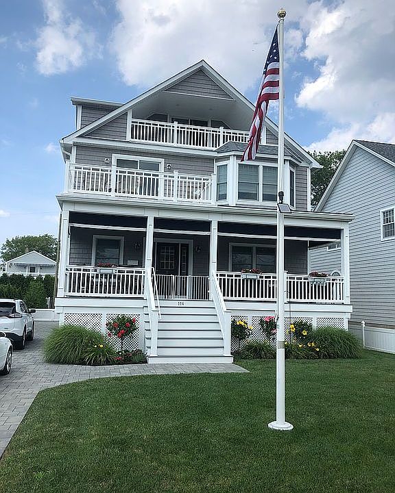 2nd image of 114 Union Ave