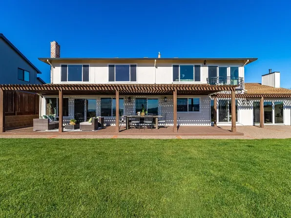 312 Baker Court, Benicia, CA 94510