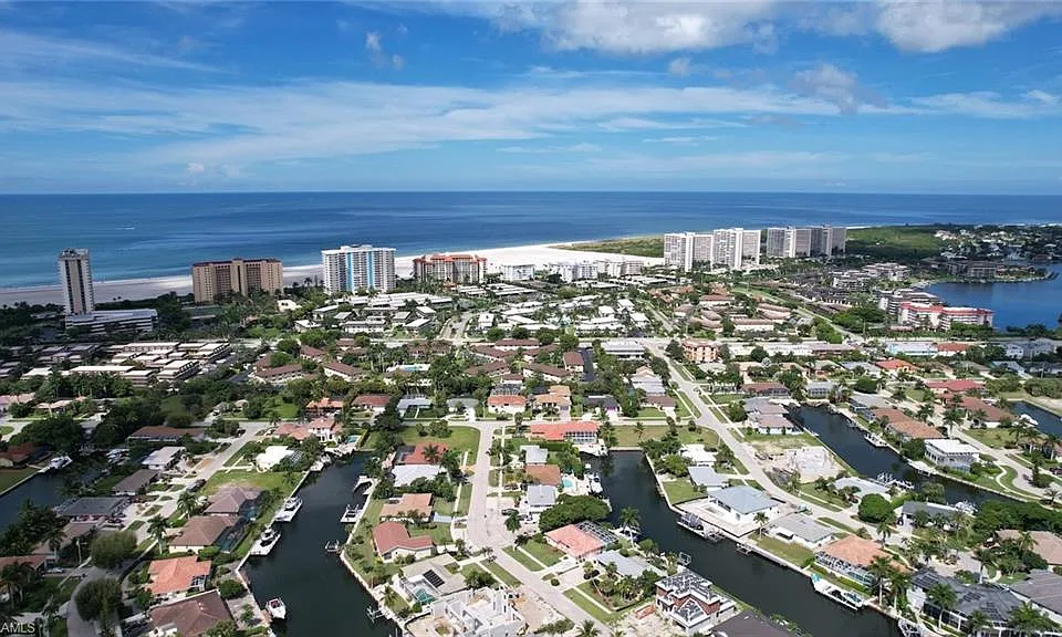200 Copperfield Ct