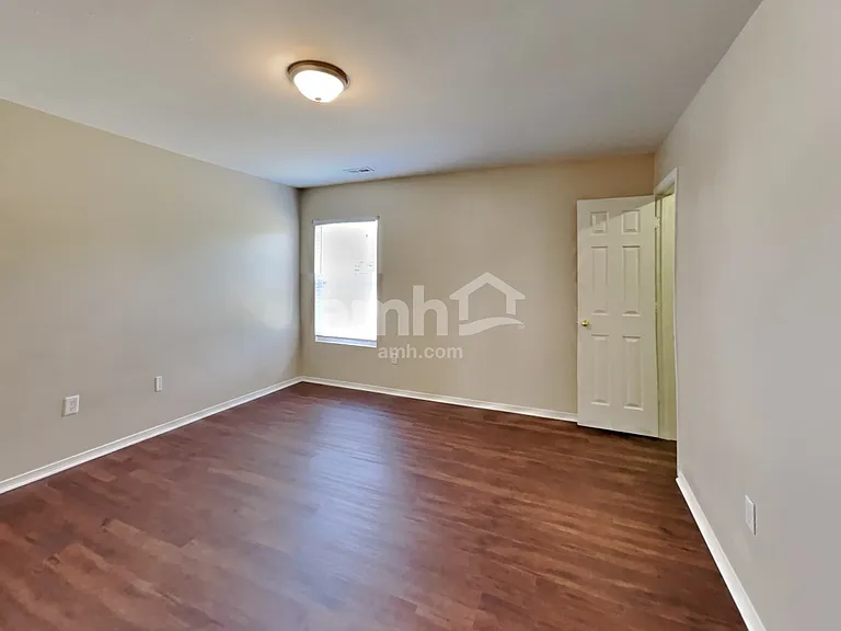 1727 Rustic Arch Way — Photo 15