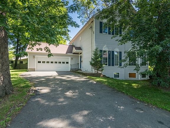 2nd image of 62 Fairview Ave