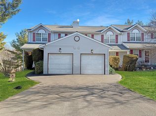 50 Lois Ln, Monroe, NY 10950