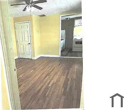 1 bed, 1200 sqft, $1,350 — Photo 3