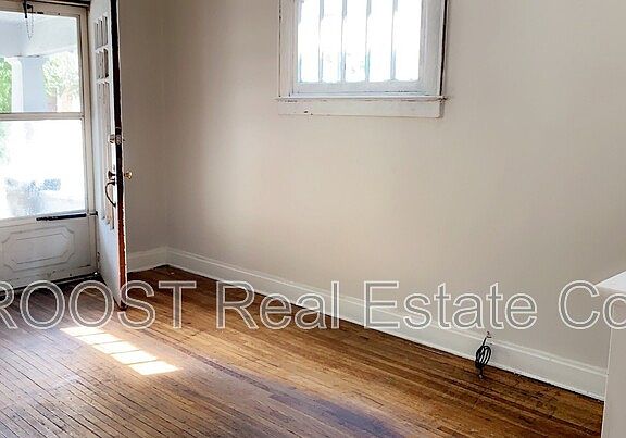 3rd image of 785 Fairwood Ave