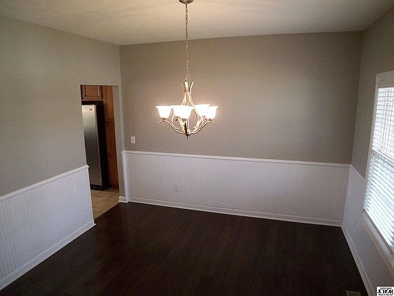 5th image of 1636 Bell Ford Dr E