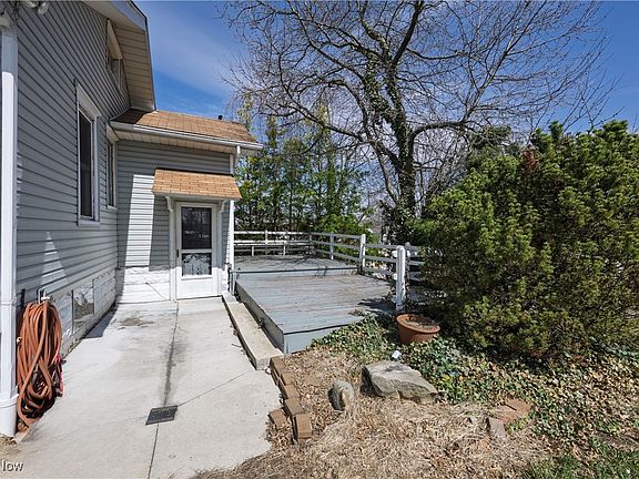 4th image of 517 Weber Ave SW