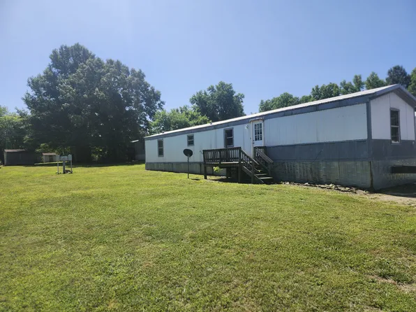 31 Kacey Ln, Lawrenceville, VA 23868