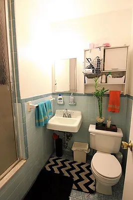 Rented by JK Dansar Corp | media 9