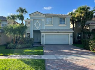 9070 Dupont Pl, Wellington, FL 33414
