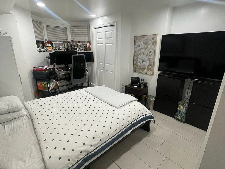 121 Cottage St #1 — Photo 18