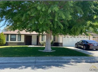 6316 Castlepoint St, Bakersfield, CA 93313