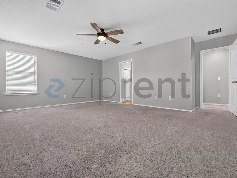 536 Ayinger Ln — Photo 20
