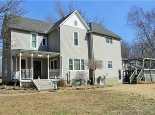 805 N Fulton St, Butler, MO 64730