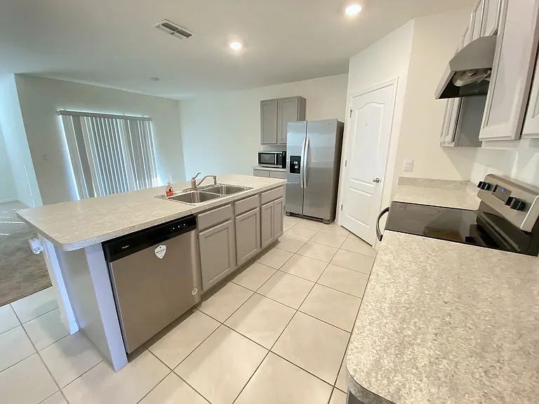 1501 Fox Squirrel Dr — Photo 4
