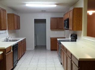 516 Travis Ranch Trl, Arlington, TX 76002