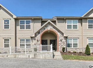 8432 Hilton St, Hummelstown, PA 17036
