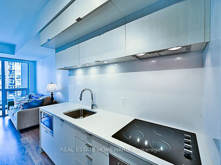 38 Cameron St #610 — Photo 15