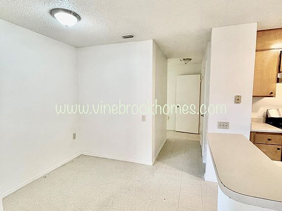 4th image of 2172 Santa Clara Ct