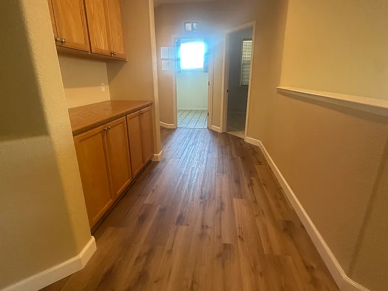 1493 Dawnview Ct — Photo 12