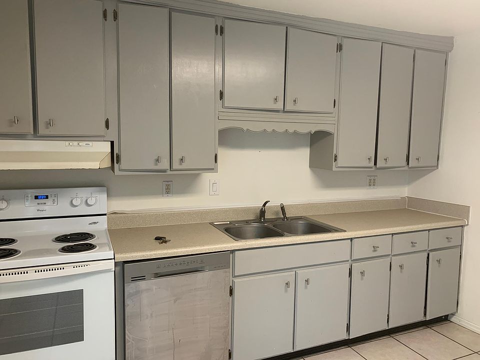 1st image of 212 Mary Ave #1