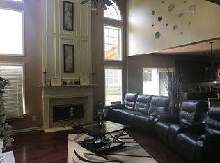 7589 The Lakes Dr, Fairburn, GA 30213