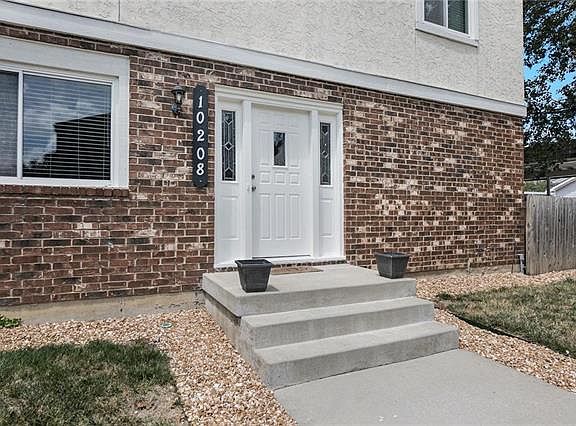 2nd image of 10208 W 96th Ter
