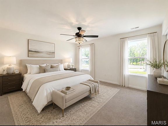 3rd image of 700 Courtshire Xing