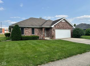 641 S Grant St, Brownsburg, IN 46112