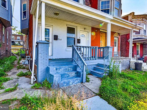 5th image of 241 Cherry St