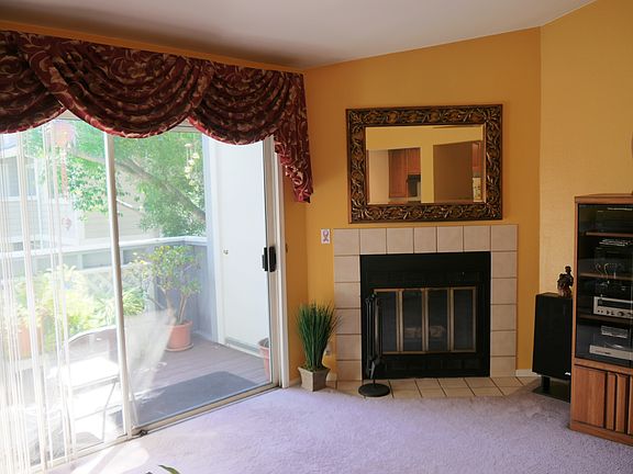 4th image of 1555 Four Oaks Cir