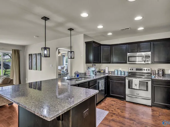 2427 Belltown Dr, Huntsville, AL 35803