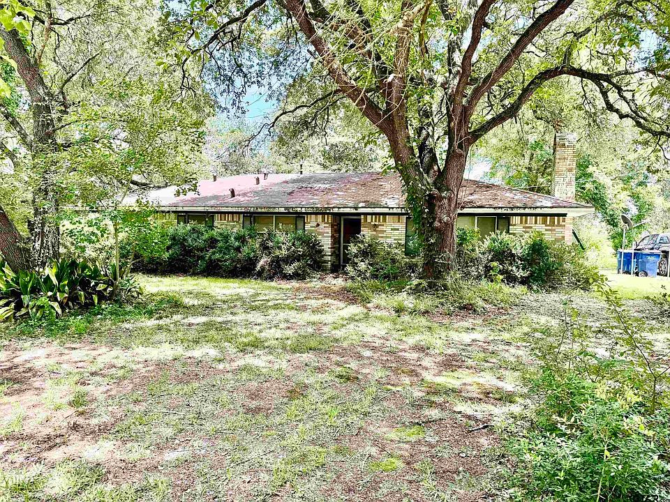 1st image of 412 Rainey Ave